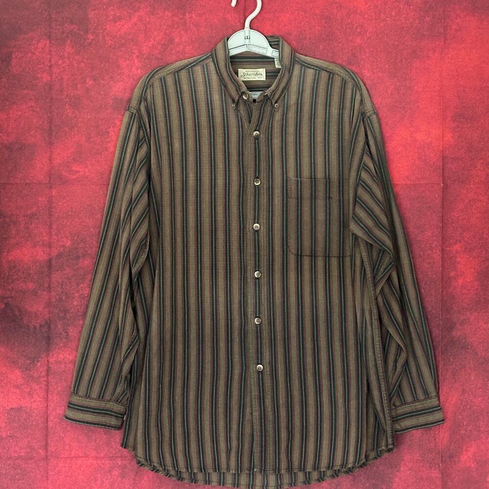 ST. JOHN'S BAY AUTHENTIC STRIPED BUTTON-DOWN SHIRT, LONG SLEEVE, POCKET, SIZE M